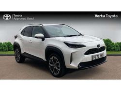 White Used 2023 Toyota Yaris Cross SUV | £24,439 (A bit pricey)