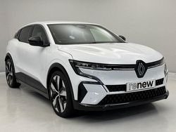 White Used 2022 Renault Megane E-Tech Hatchback | £17,950 (Fair price)