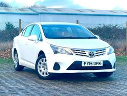 White Used 2015 Toyota Avensis Active Sedan | £2,995