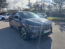 Blue Used 2024 Renault Mégane Hatchback | £21,990 (A bit pricey)