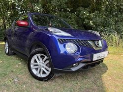 Blue Used 2015 Nissan Juke N-Connecta SUV | £3,595 (Fair price)