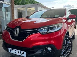 Red Used 2017 Renault Kadjar Dynamique SUV | £8,795 (Fair price)