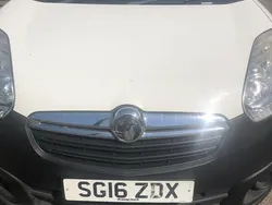 White Used 2016 Vauxhall Combo MPV | £1,295