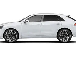New 2025 Audi SQ8 SUV | £123,270