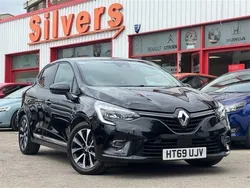 Black Used 2020 Renault Clio V Iconic Hatchback | £7,495
