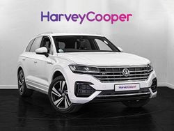 White Used 2019 VW Touareg R-line SUV | £29,990 (Fair price)