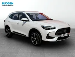 White Used 2024 MG HS SE SUV | £17,944 (Fair price)
