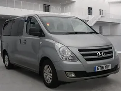 Silver Used 2016 Hyundai I800 SE MPV | £15,250 (Fair price)