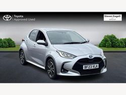 Silver Used 2023 Toyota Yaris Hybrid Design Hatchback | £19,068 (Fair price)