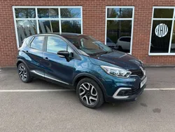 Blue and black Used 2018 Renault Captur Iconic SUV | £9,100 (Good price)