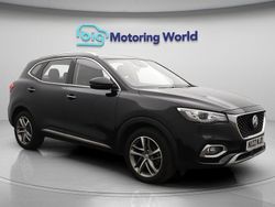 Black Used 2022 MG HS Excite SUV | £15,032 (Fair price)