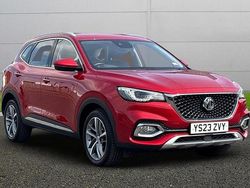 Red Used 2023 MG HS Excite SUV | £13,699 (Fair price)