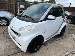 White Used 2010 Smart ForTwo Coupé Passion Coupe | £2,495 (Fair price)