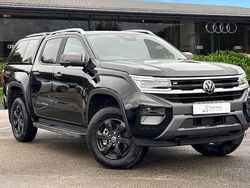 Black Used 2025 VW Amarok PanAmericana Pickup | £49,990 (Expensive)