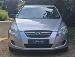 Silver Used 2007 Kia Ceed 2 Hatchback | £599