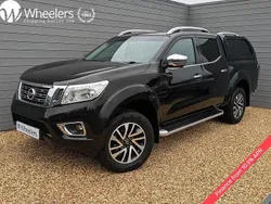 Black Used 2017 Nissan Navara Tekna Pickup | £15,750 (A bit pricey)