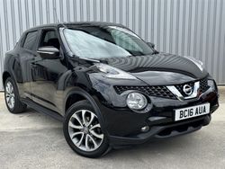 Black Used 2016 Nissan Juke Tekna SUV | £7,794 (A bit pricey)