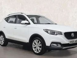 White Used 2018 MG ZS Excite Sedan | £10,590 (Fair price)
