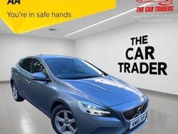 Blue Used 2018 Volvo V40 Inscription Hatchback | £10,988 (Fair price)