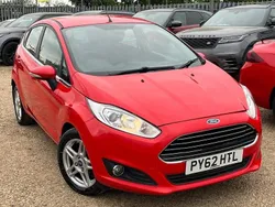 Red Used 2013 Ford Fiesta Zetec Hatchback | £2,999 (Good price)