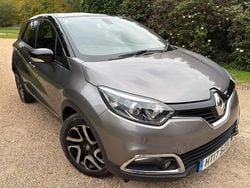 Grey/black Used 2017 Renault Captur Dynamique SUV | £6,222 (Good price)