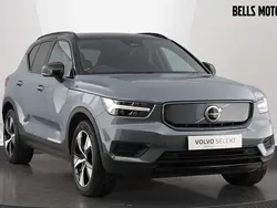 Grey Used 2022 Volvo XC40 Core SUV | £22,950 (Fair price)