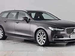 Grey Used 2020 Volvo V90 Momentum Estate | £19,500 (Fair price)