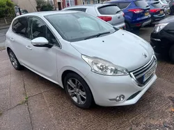 White Used 2014 Peugeot 208 Allure Hatchback | £2,499 (Good price)
