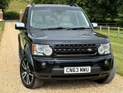 Black Used 2013 Land Rover Discovery 4 HSE Luxury SUV | £12,993 (Fair price)