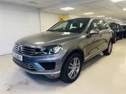 Grey Used 2015 VW Touareg SE SUV | £11,200 (Fair price)