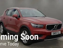 Red Used 2019 Volvo XC40 Momentum SUV | £13,490 (A bit pricey)