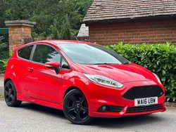 Red Used 2016 Ford Fiesta ST Hatchback | £7,995 (Fair price)