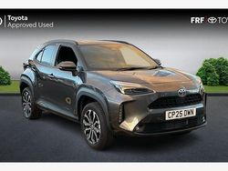 Used 2025 Toyota Yaris Hybrid Design Estate | £24,995 (Fair price)