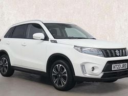 White Used 2023 Suzuki Vitara SZ5 SUV | £16,243 (Good price)
