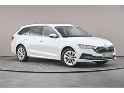 Moon white metallic Used 2024 Skoda Octavia SE L Estate | £23,974 (Expensive)