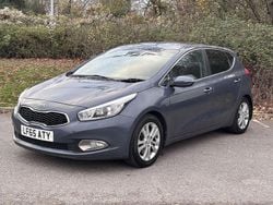 Blue Used 2015 Kia Ceed Hatchback | £5,800 (Good price)