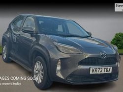 Used 2025 Toyota Yaris Hybrid Estate | £20,619 (Good price)