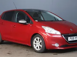 Red Used 2015 Peugeot 208 Style Hatchback | £4,750 (Fair price)