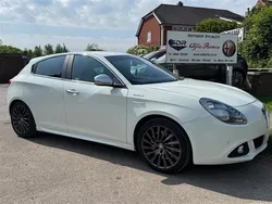 White Used 2014 Alfa Romeo Giulietta Hatchback | £2,995 (Expensive)