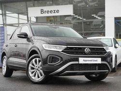 Used 2025 VW T-Roc Match SUV | £25,990 (Fair price)