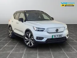 White Used 2022 Volvo XC40 Pro SUV | £25,495 (Good price)