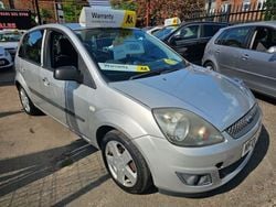 Silver Used 2006 Ford Fiesta Zetec Hatchback | £1,795 (Fair price)