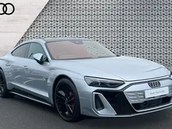 New 2024 Audi e-tron GT quattro Comfort Sedan | £87,526 (Super price)