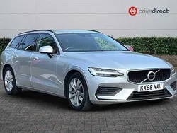Metallic paint Used 2018 Volvo V60 Momentum Estate | £13,750 (Fair price)