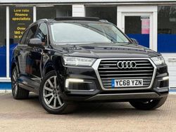 Black Used 2018 Audi Q7 Advanced SUV | £24,950 (Fair price)