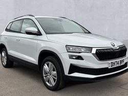 Moon white metallic Used 2025 Skoda Karoq SE Drive SUV | £21,770 (Good price)