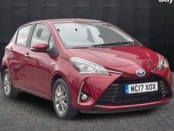Red Used 2017 Toyota Yaris Hybrid Hatchback | £12,799 (Good price)
