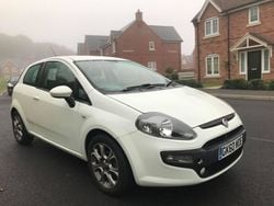 White Used 2010 Fiat Punto S Hatchback | £1,570