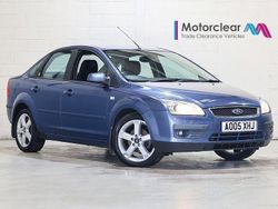 Blue Used 2005 Ford Focus Ghia Sedan | £1,495 (Fair price)
