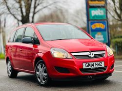 Red Used 2014 Vauxhall Zafira MPV | £1,975 (Fair price)